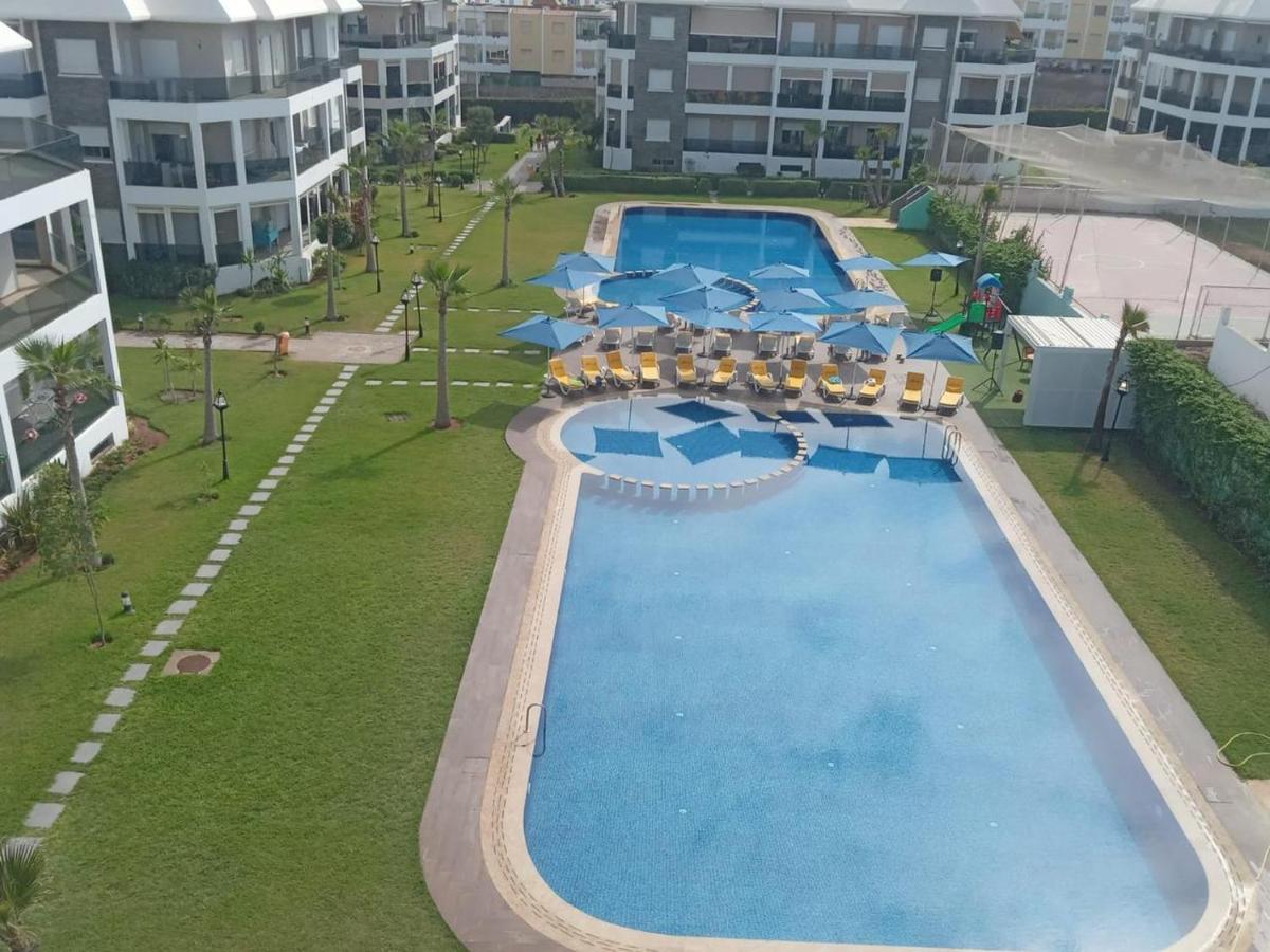 Bel Appartement A Amwaj Beach And Resorts Casablanca Bagian luar foto